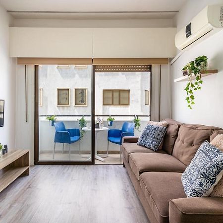 Eleni'S 1-Br Apt In Larnaca Center Екстериор снимка