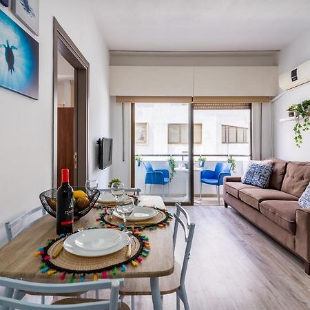 Eleni'S 1-Br Apt In Larnaca Center Екстериор снимка