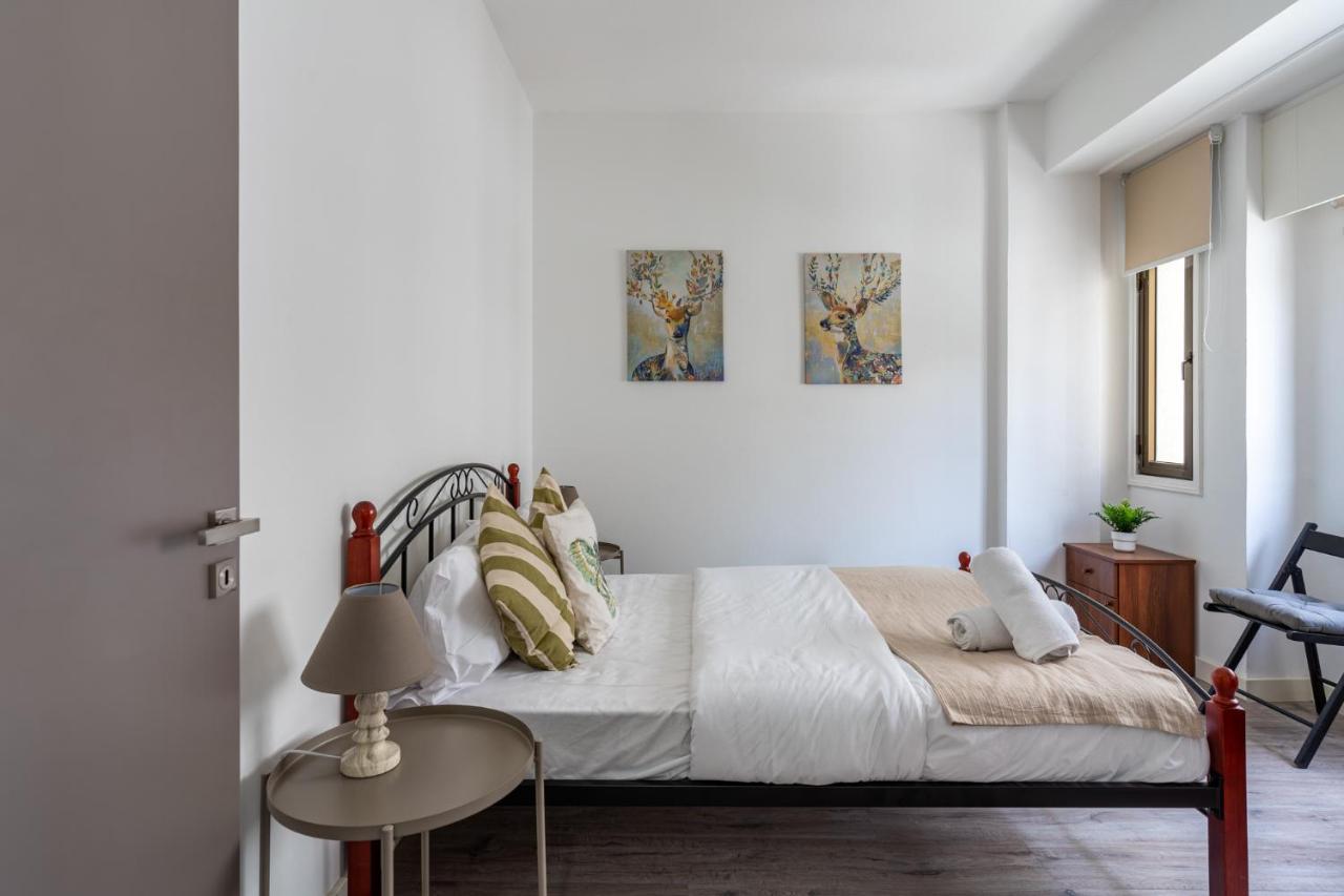 Eleni'S 1-Br Apt In Larnaca Center Екстериор снимка