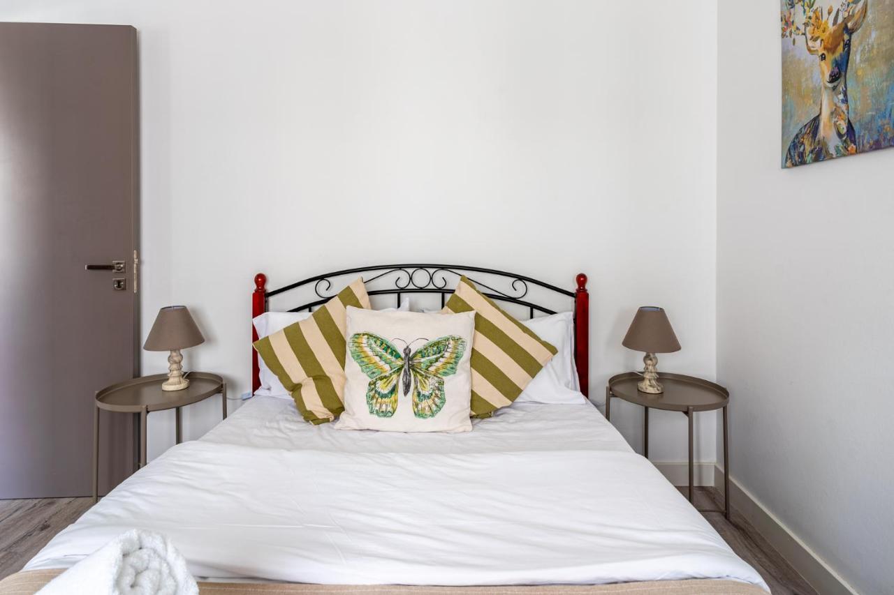 Eleni'S 1-Br Apt In Larnaca Center Екстериор снимка