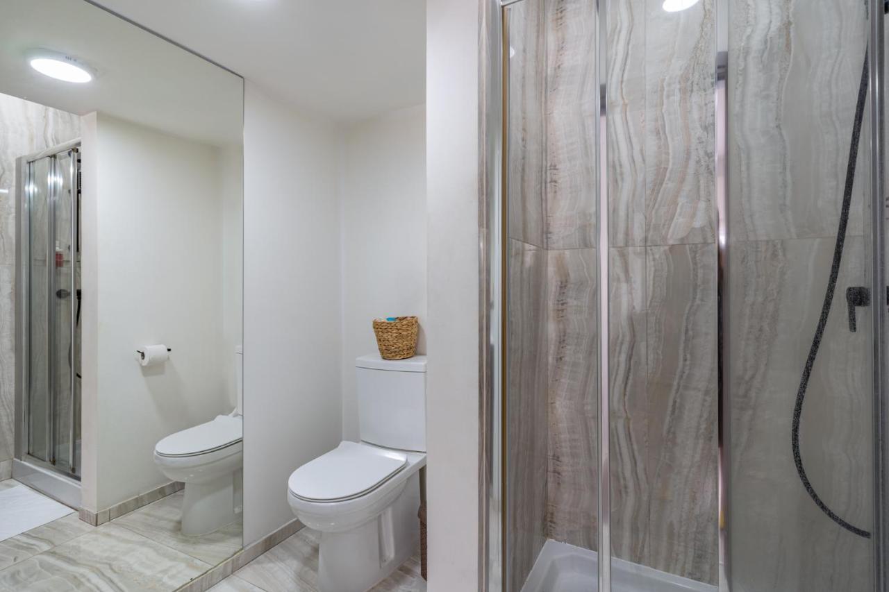 Eleni'S 1-Br Apt In Larnaca Center Екстериор снимка